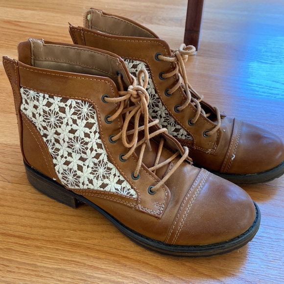 Steve Madden Lace Booties - Picture 2 of 5